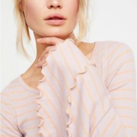 NWT Free People We The Good Find Ruffle Sleeve Top - Picture 2 of 7